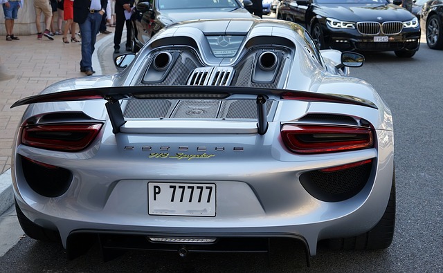 Porsche zezadu